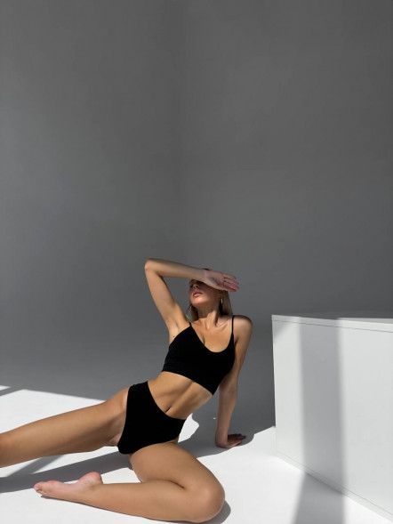 Set lenjerie de bază “Pure Essence”