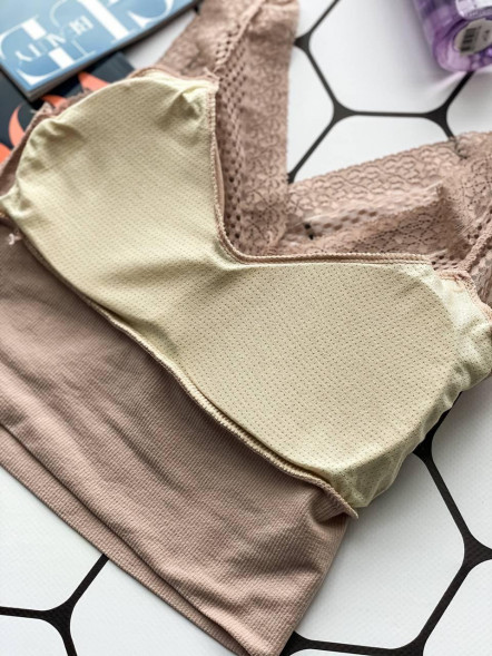 Top de bază Everyday Essential