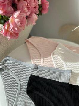 Setul de chiloți pentru uz zilnic Comfort Bliss Panties