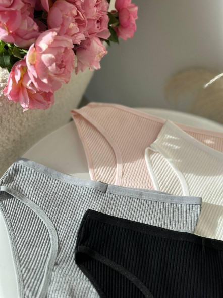 Setul de chiloți pentru uz zilnic Comfort Bliss Panties