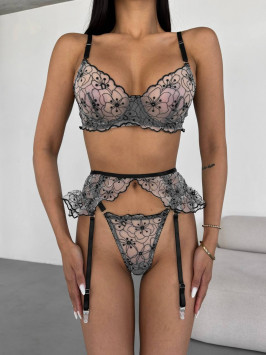 Set de lenjerie "Floral Whisper"