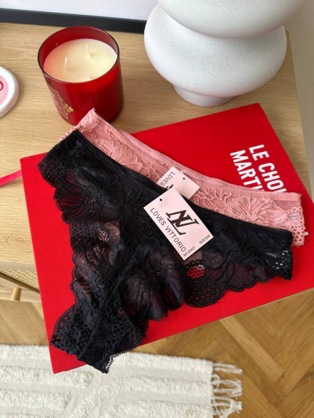 Set de chiloți dantelați &amp;quot;Elegant Temptation&amp;quot;